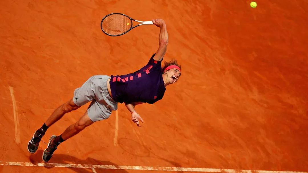 关于费德勒新星战术调整表现突出，RNG前途光明！的信息九游娱乐