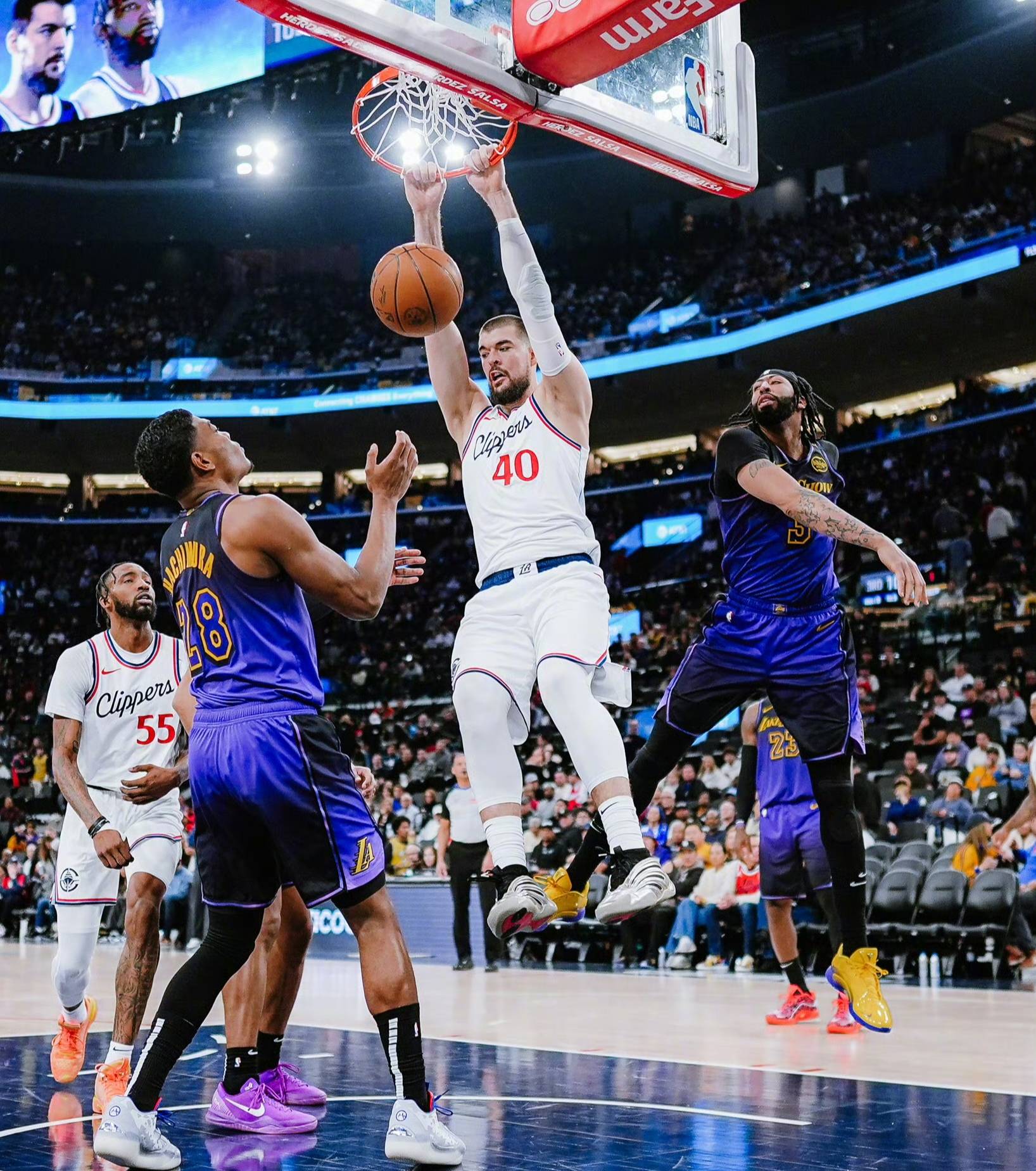 哈兰德重要时刻出色发挥，快船带队取胜！全场沸腾不已的简单介绍九游旧版本下载链接